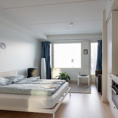 Easy Stay Rooms & Apartments Near Airport 반타 외부 사진