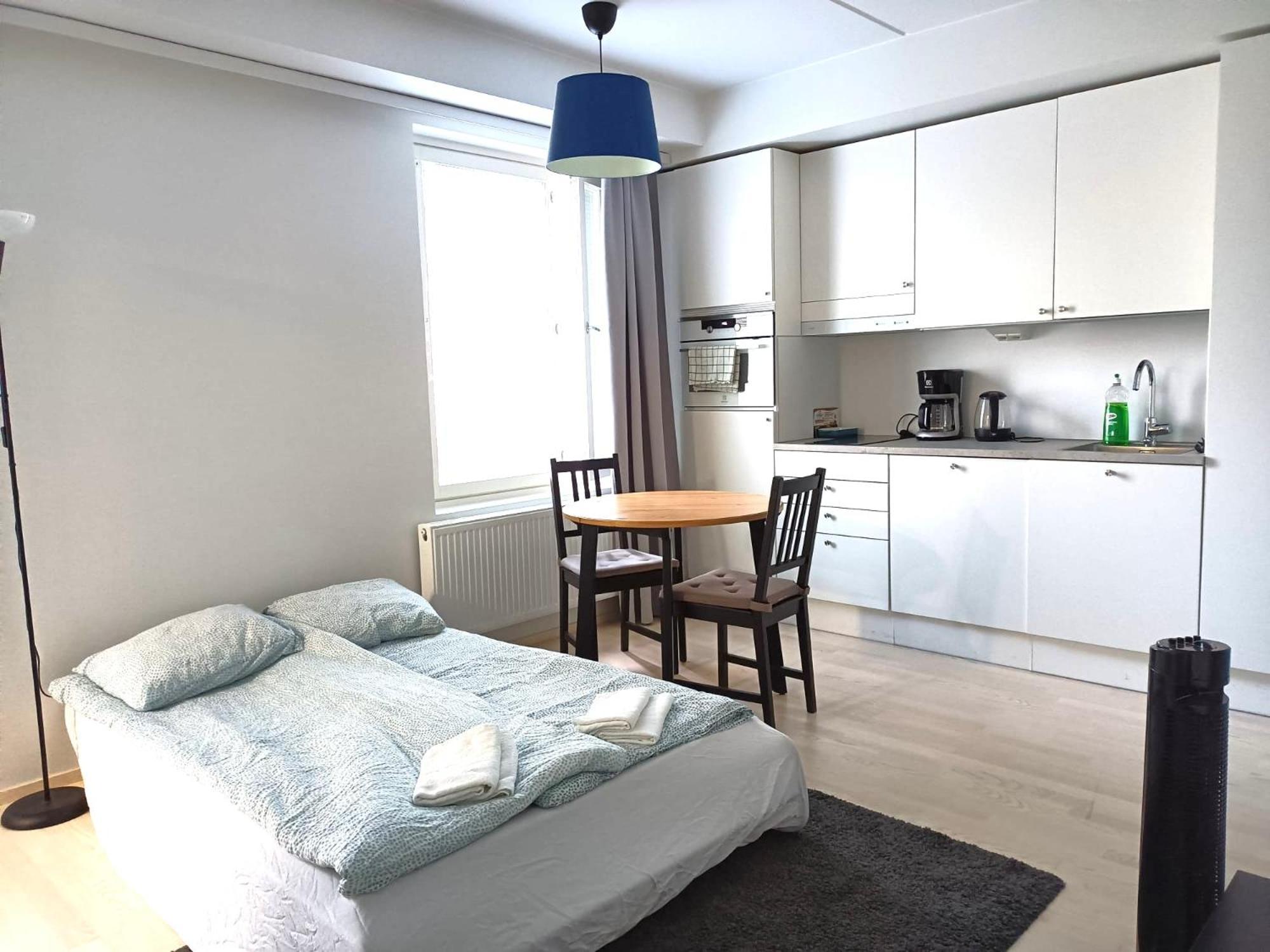 Easy Stay Rooms & Apartments Near Airport 반타 외부 사진