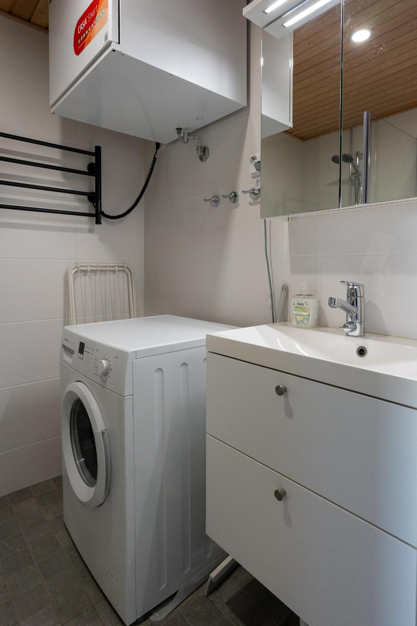 Easy Stay Rooms & Apartments Near Airport 반타 외부 사진